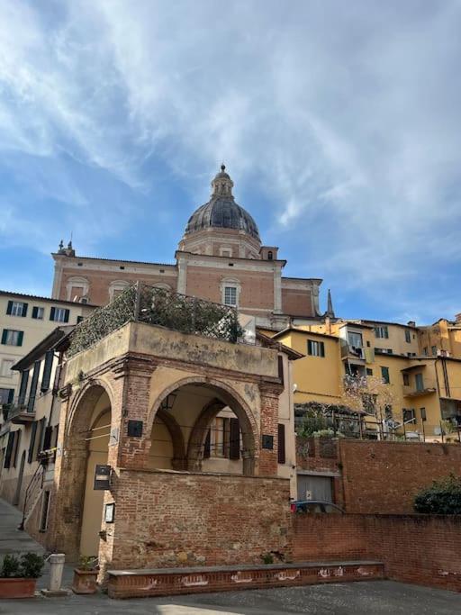 Nel Cuore Della Citta Siena Luaran gambar